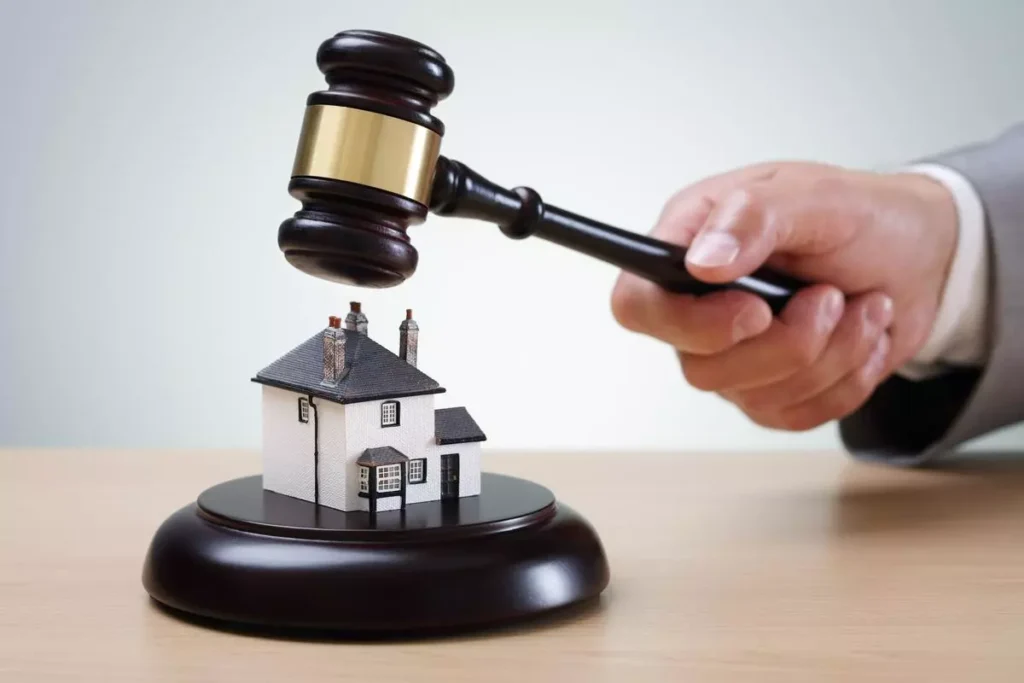 How to Evaluate Bank Auction Properties Before Buying